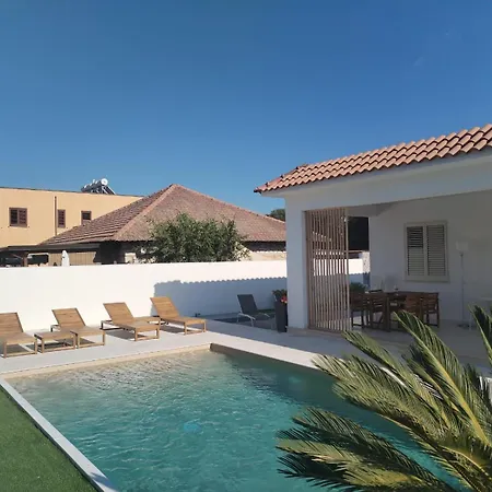 Marina Di Calatubo Villa *